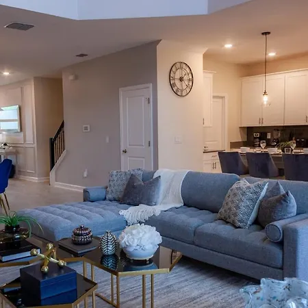 Luxurious Pool Home With Game Room-801Dsd